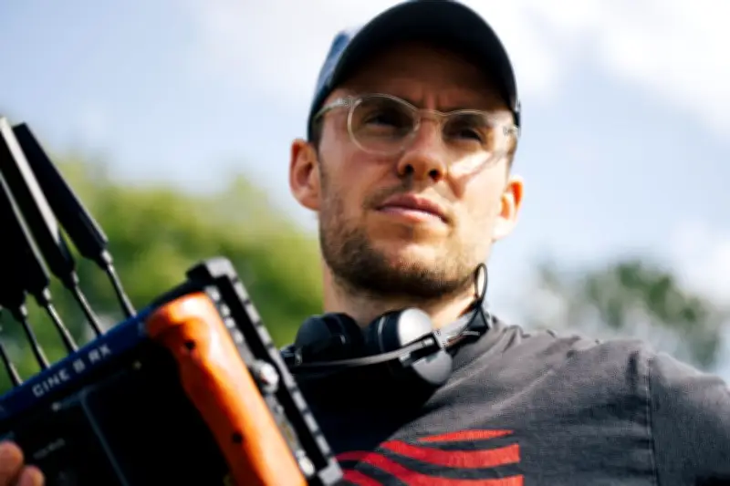 Harry Lighton, réalisateur de 'Pillion' : 'Je ne voulais pas que le sexe soit gratuit'