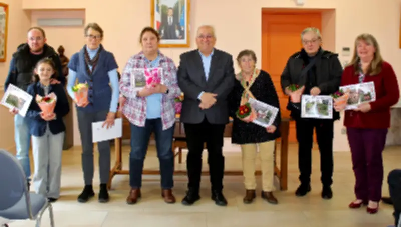 Hautefort célèbre la 26e édition de son concours des maisons fleuries