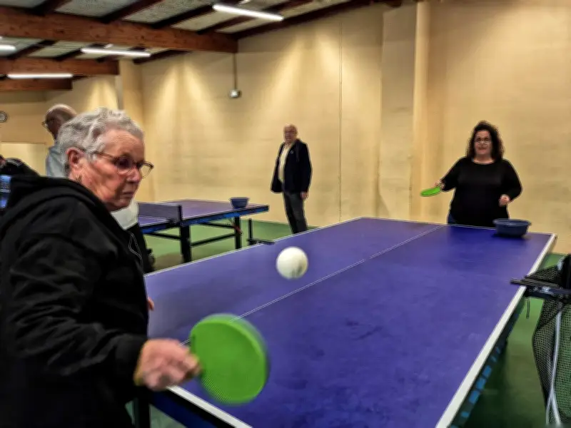Hendaye : le tennis de table comme thérapie pour les personnes fragiles