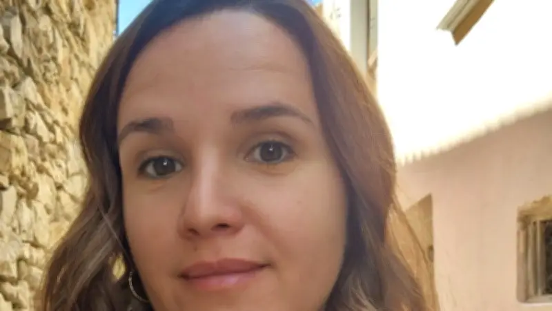 Hélène Chenivesse candidate à Salazac avec la liste "Unis pour Salazac"