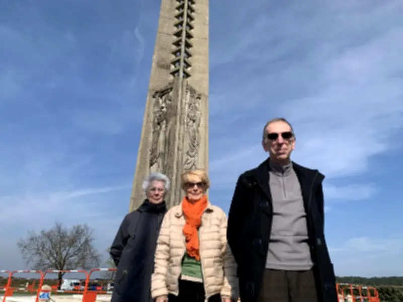 Hommage aux treize fusillés de la ferme de Richemont à Saucats