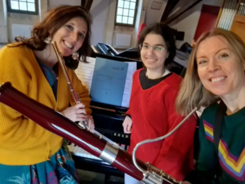 Hommage à Carl Maria von Weber : un trio féminin investit la Bouquetière