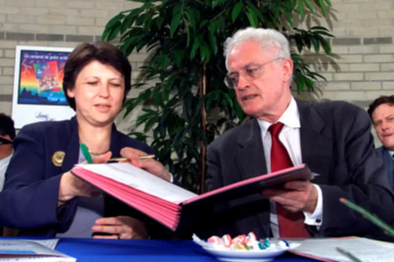 Hommage à Lionel Jospin : les 35 heures, une réforme qui divise encore 30 ans après