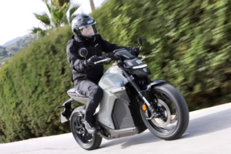 Honda WN7 : la moto électrique japonaise qui vise la première place mondiale