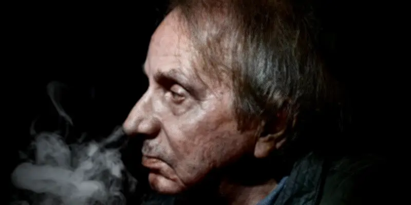 Houellebecq, le poète défait : un rire triste face au combat perdu