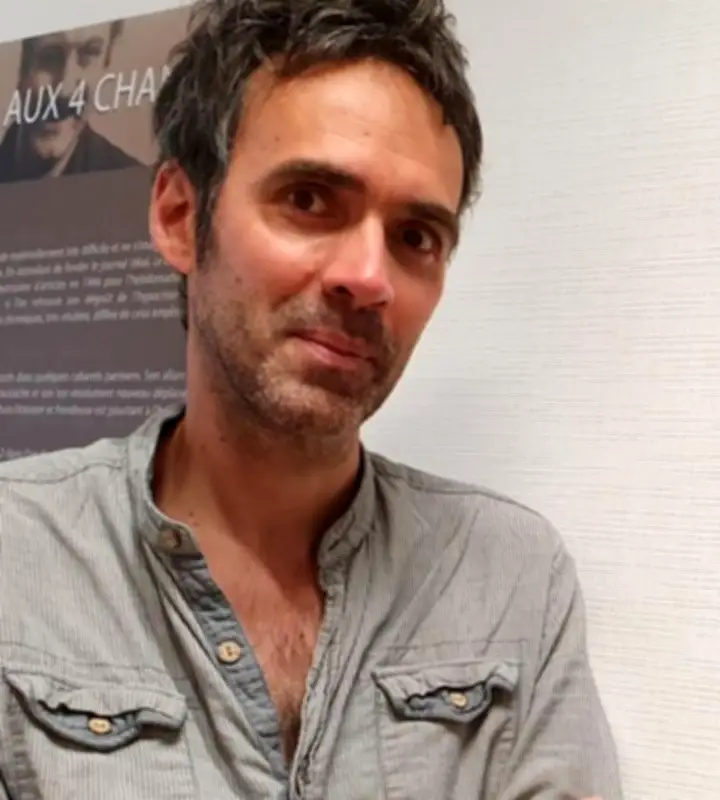 Hourtin Médoc : Jérôme Arnould explore l'univers de Brassens en conférence musicale