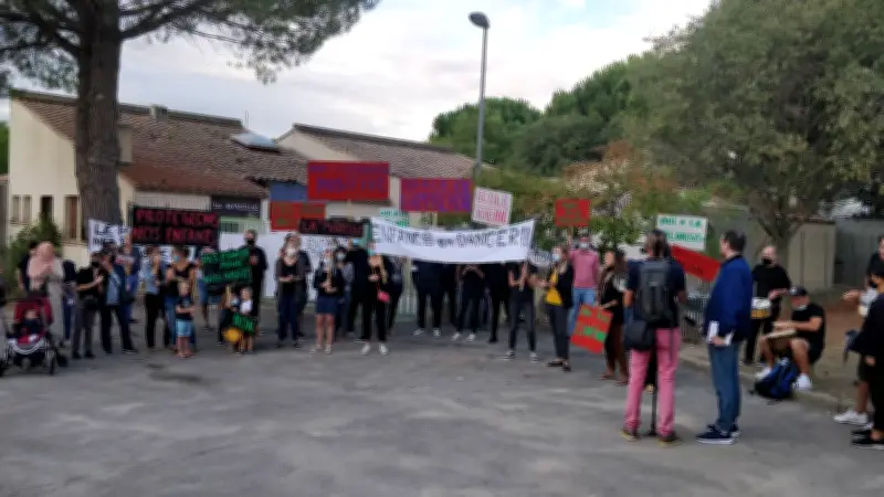 Hérault : l'enseignante suspectée de violences écartée de l'école de Saussan après la mobilisation des parents