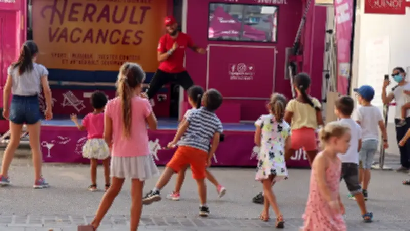 Hérault Vacances : une étape sportive et festive à Sérignan ce jeudi