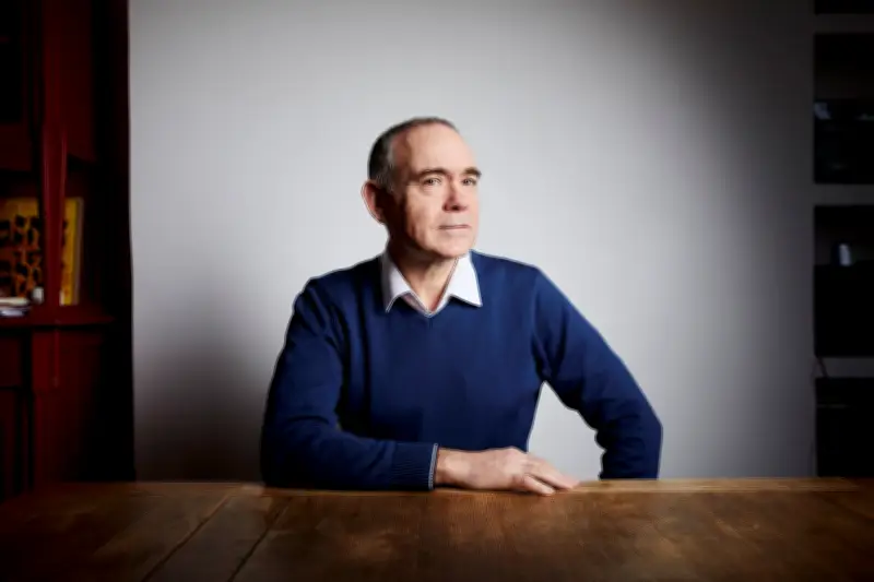 Héritage Fantomatique en Normandie : Christophe Boltanski Explore les Traces Familiales