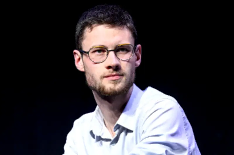 Hugo Biolley, le plus jeune maire de France, redonne vie à son village ardéchois