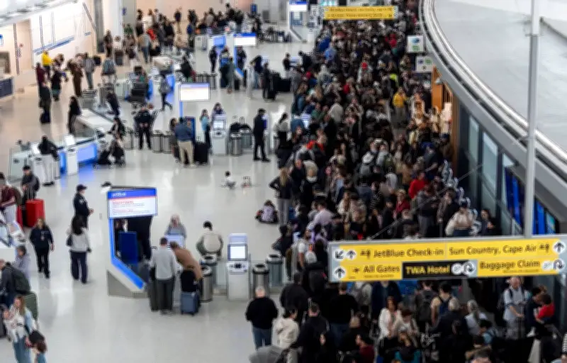 ICE déployé dans les aéroports américains dès lundi, confirme l'administration Trump