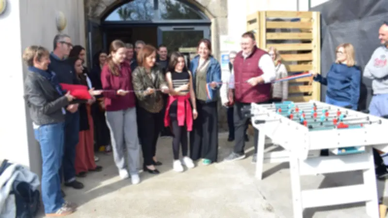 Inauguration de l'Espace Ados à Villeneuve-lès-Béziers : un lieu dédié à la jeunesse