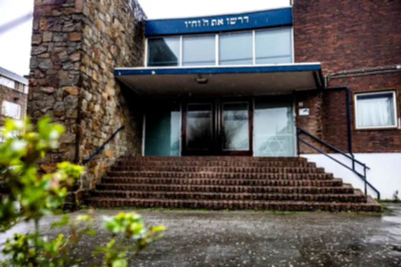 Incendie criminel visant une synagogue de Rotterdam, les autorités néerlandaises enquêtent