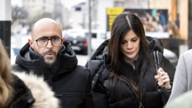 Incendie de Crans-Montana : le couple Moretti accusé d'avoir refusé une mousse ignifuge pour raisons budgétaires