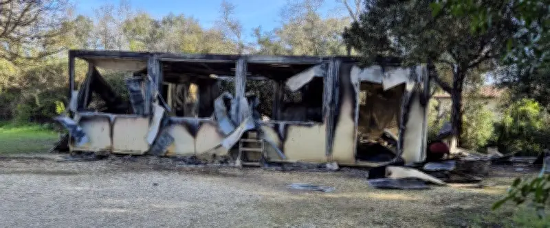 Incendie destructeur du local de chasse à Saint-Siffret : l'enquête confiée à la gendarmerie