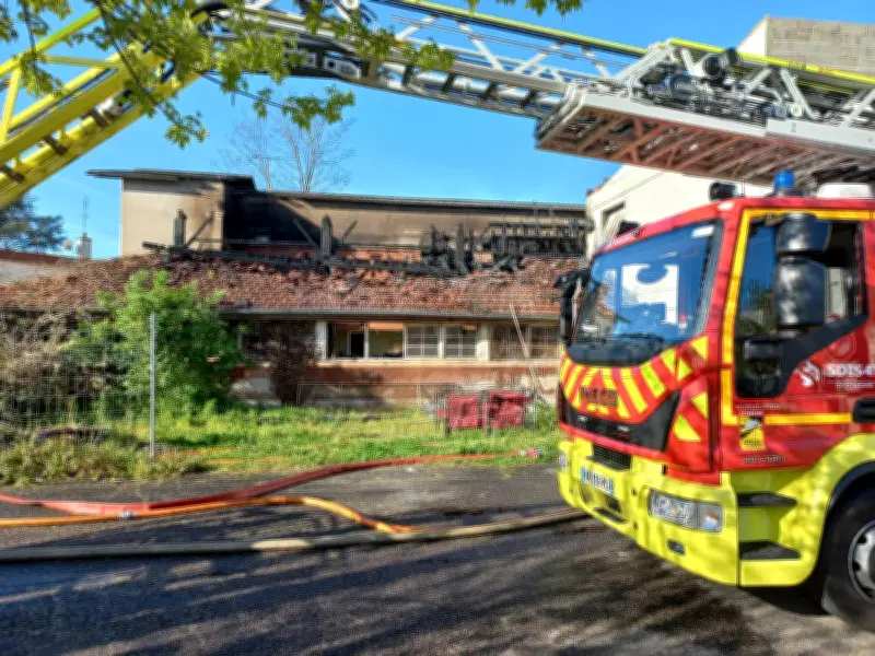 Incendie majeur dans les vestiaires désaffectés de la piscine Léon-Blum à Agen