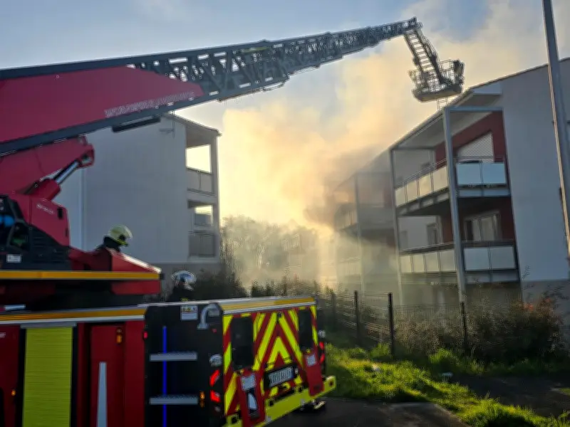 Incendie à Royan : un appartement détruit, 23 personnes relogées, l'occupant en garde à vue