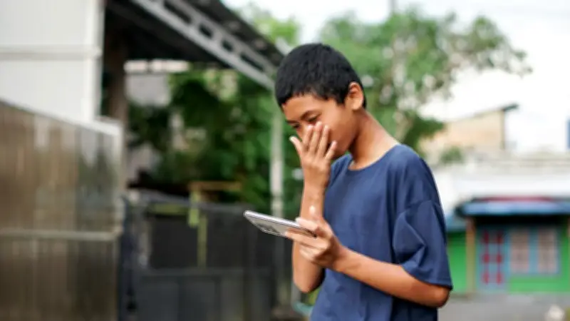 Indonésie : L'accès aux réseaux sociaux interdit aux moins de 16 ans pour protéger les jeunes