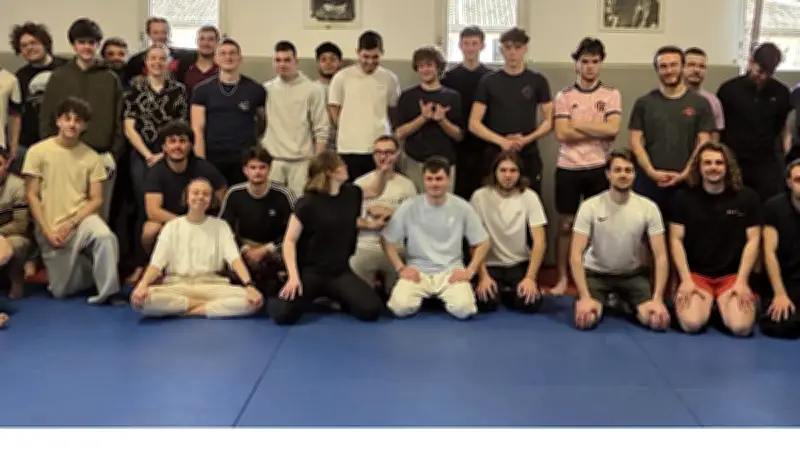 Initiation au karaté réussie pour les jeunes du Devoir à Caveirac