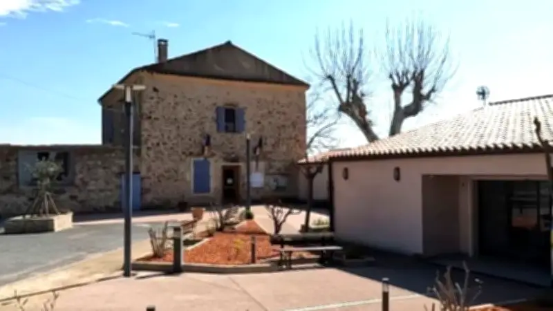 Installation du nouveau conseil municipal de Babeau-Bouldoux dans l'Hérault