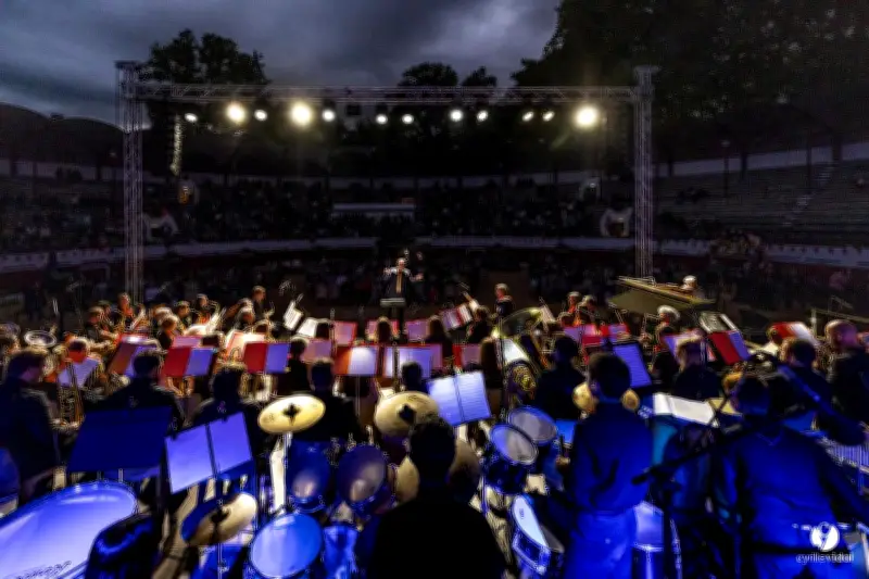 Int'Aire'Mezzo célèbre le départ d'Hervé Larralde avec un concert de comédies musicales