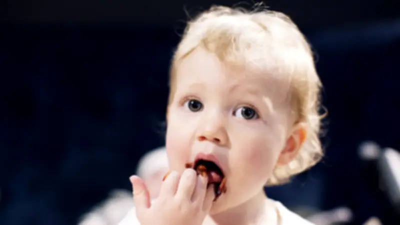 Interdiction des sucres ajoutés dans l'alimentation infantile : l'Assemblée vote une loi historique