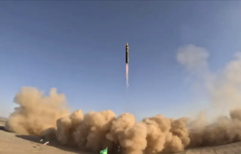 Iran : un missile Khorramshahr-4 modifié atteint 4 000 km, menaçant l'Europe