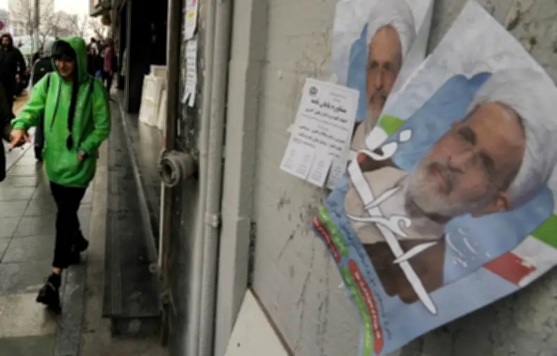 Iran : un triumvirat assure l'intérim après la mort de Khamenei, la résistance annonce la fin d'une ère