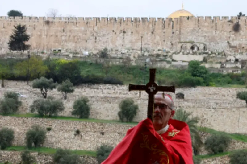 Israël autorise finalement l'accès au Saint-Sépulcre après une interdiction controversée
