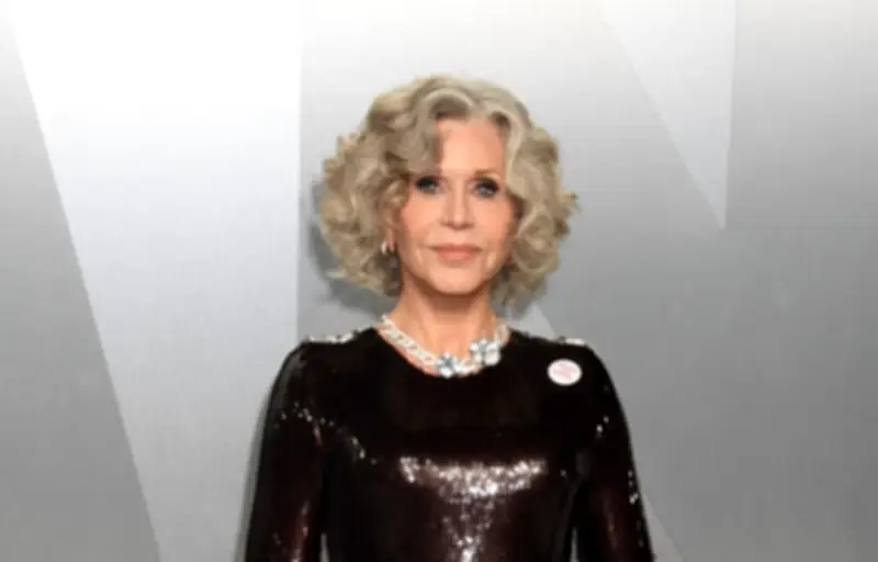 Jane Fonda critique le choix de Barbra Streisand pour l'hommage à Robert Redford aux Oscars