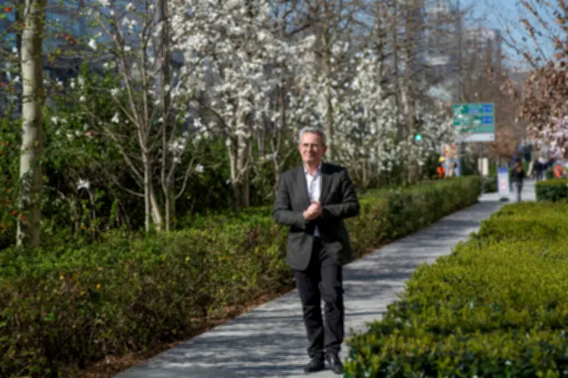 Jean-Christophe Fromantin, le maire sans étiquette de Neuilly, en campagne pour sa réélection