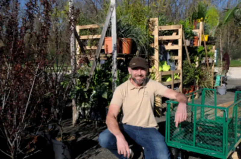 Jean-Christophe Minati inaugure JC Paysages, une jardinerie innovante à Duravel