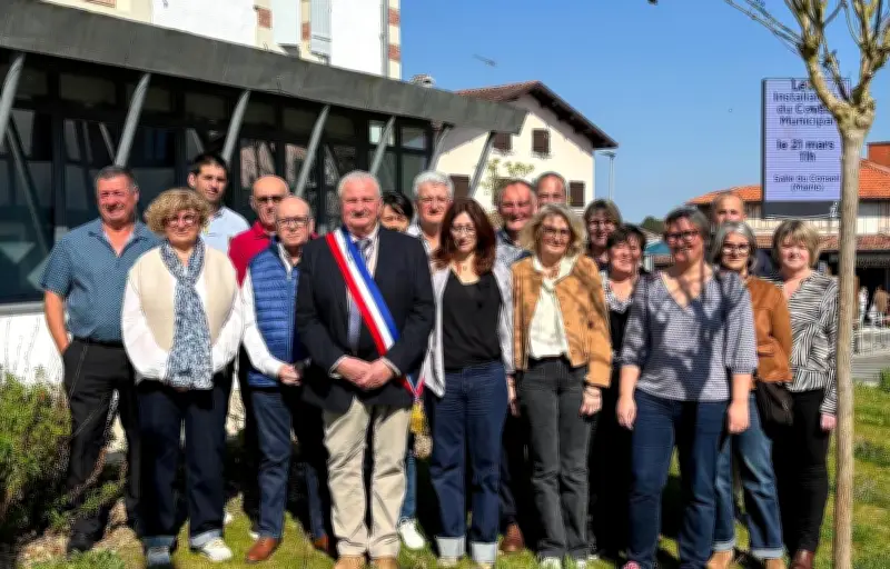 Jean Mora réélu maire avec près de 60% des voix, entouré de cinq adjoints