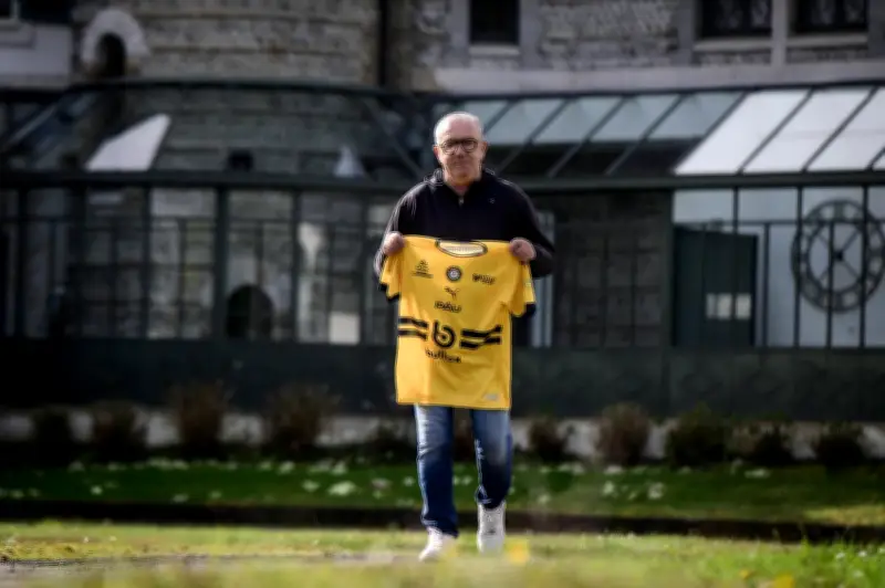 Jean Pascual, ancienne gloire du Pau FC, revient sur sa carrière et sa passion pour le football