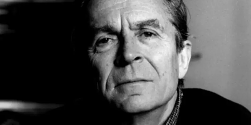 Jean-Pierre Faye : enquêter sur le pouvoir meurtrier des mots