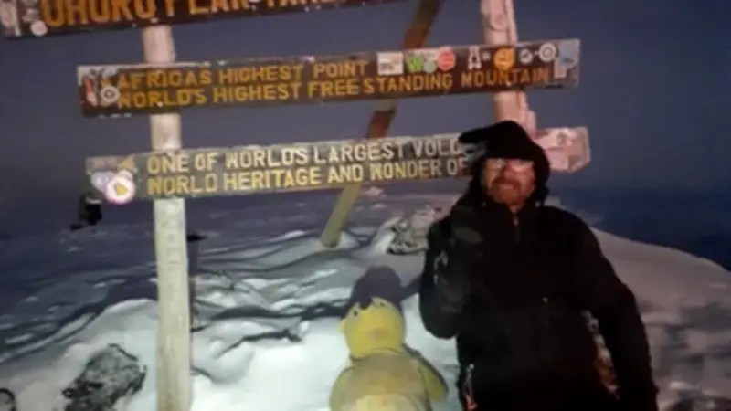 Jean-Pierre Sénégas, vainqueur du Kilimandjaro après un cancer : un message d'espoir universel