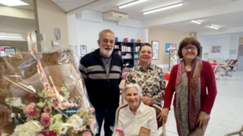 Jeanne Chapon célèbre ses 100 ans : hommage municipal à une figure locale