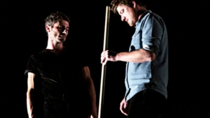 Jonglerie musicale au Chai du Terral : un spectacle poétique pour tous les âges