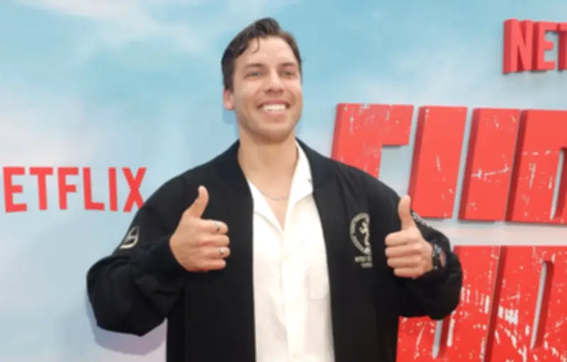 Joseph Baena, fils d'Arnold Schwarzenegger, triomphe en culturisme naturel