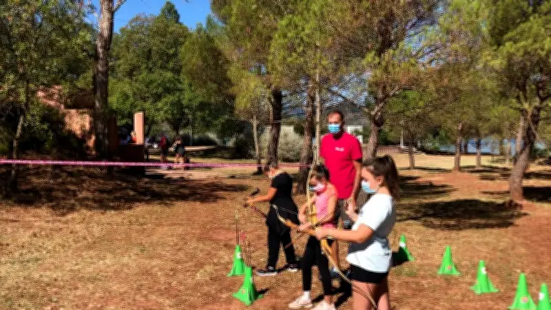 Journée d'intégration sportive pour les 6e du collège Françoise-Giroud au lac du Salagou