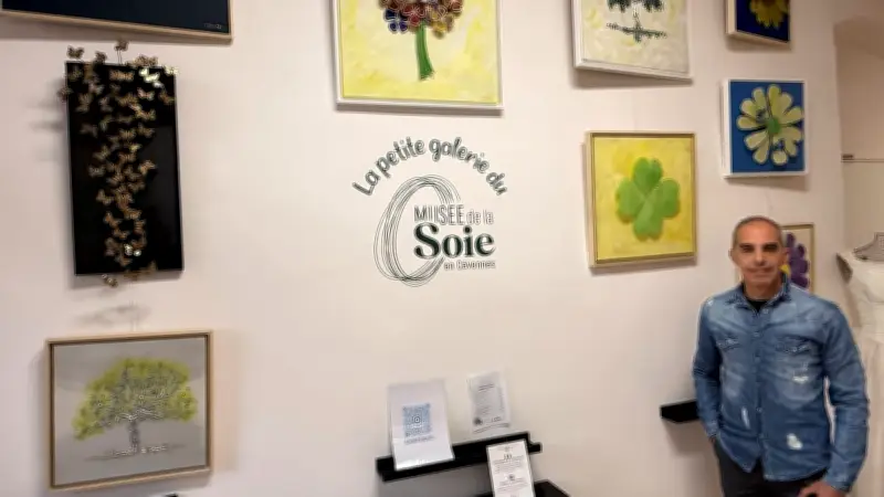 Jérôme Navarro dévoile son univers printanier au Musée de la soie