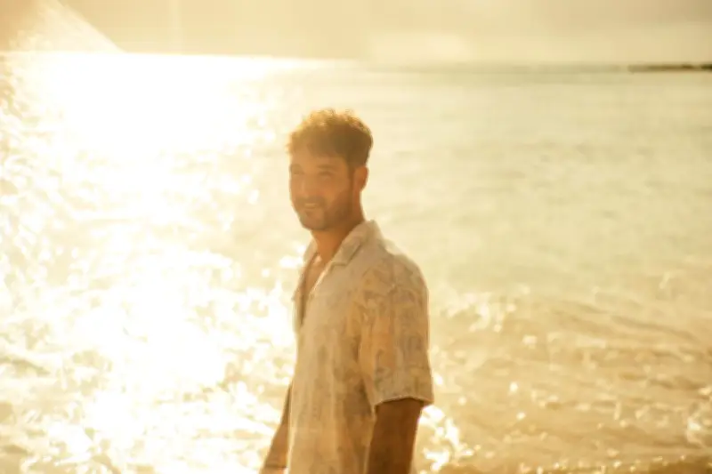 Jérémy Frérot à l'Arkéa Arena : nostalgie et évolution artistique pour la suite de sa tournée