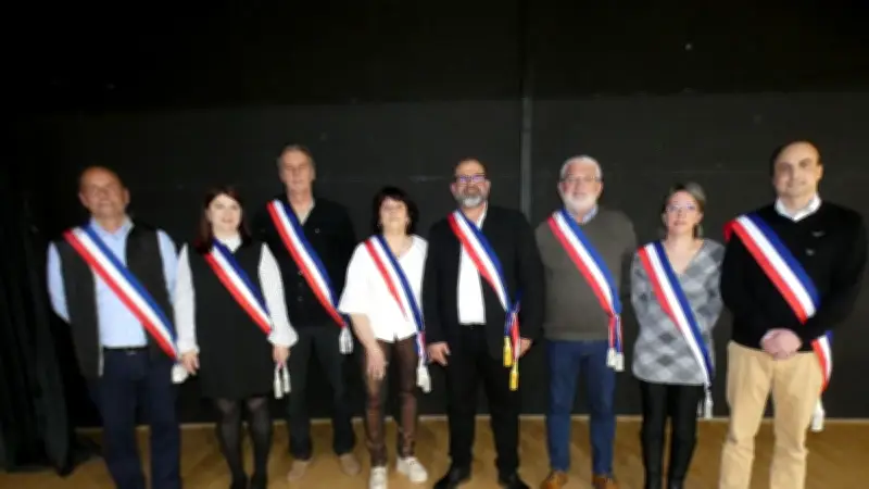 Jules Fernandez élu maire de Redessan, succède à Fabienne Richard après douze ans