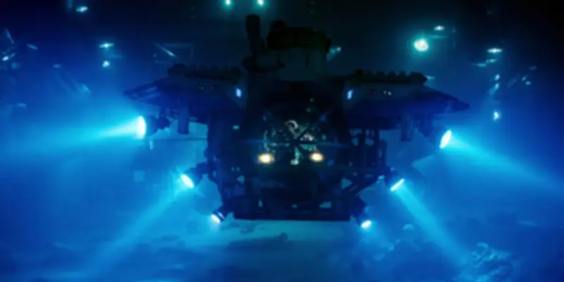 Julia Armfield explore les abysses et les relations dans 'Nos femmes sous la mer'