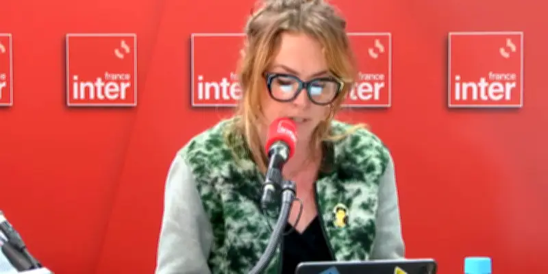Julie Conti quitte France Inter après un sketch controversé sur Sophia Aram