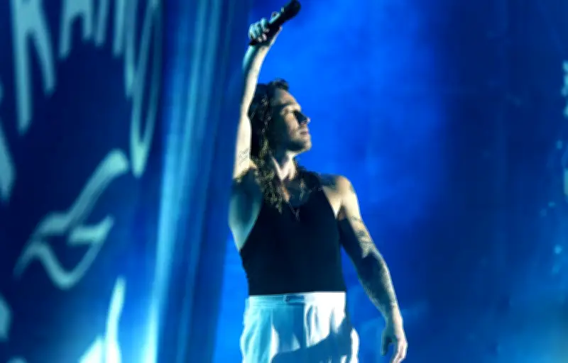 Julien Doré annule sa tournée américaine faute de visas de travail pour son équipe