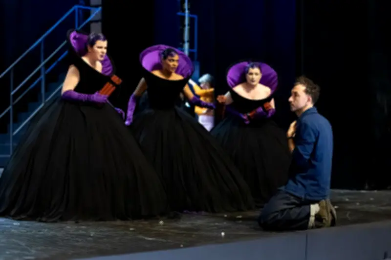 Julien Duval réinvente La Flûte enchantée pour une coproduction franco-chinoise à Bordeaux