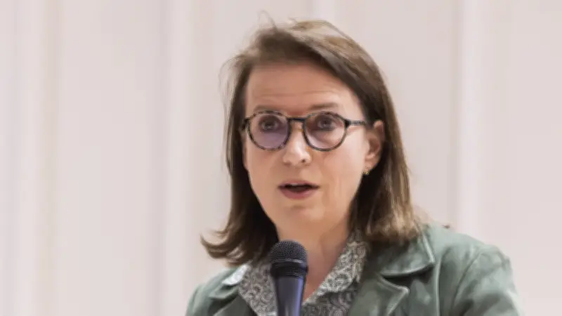 Justice des mineurs : le rapport accablant de la Défenseure des droits dénonce des conditions indignes