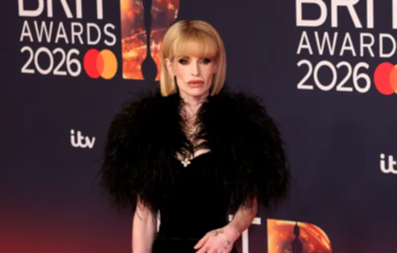 Kelly Osbourne éclate contre les critiques sur sa perte de poids liée au deuil