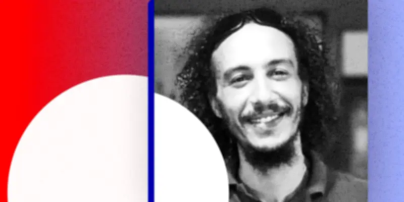 Khaled Selmi ouvre le premier comedy club rural à Saint-Denis-le-Gast